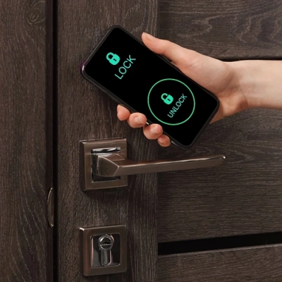 Manchester vivint connected smart lock